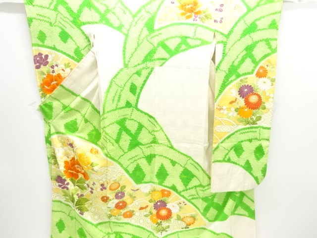 JAPANESE KIMONO / ANTIQUE FURISODE / SILK / EMBROIDERY / SHIBORI / PEONY